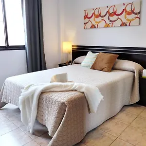 Almirante Puerto del Rosario (Fuerteventura)